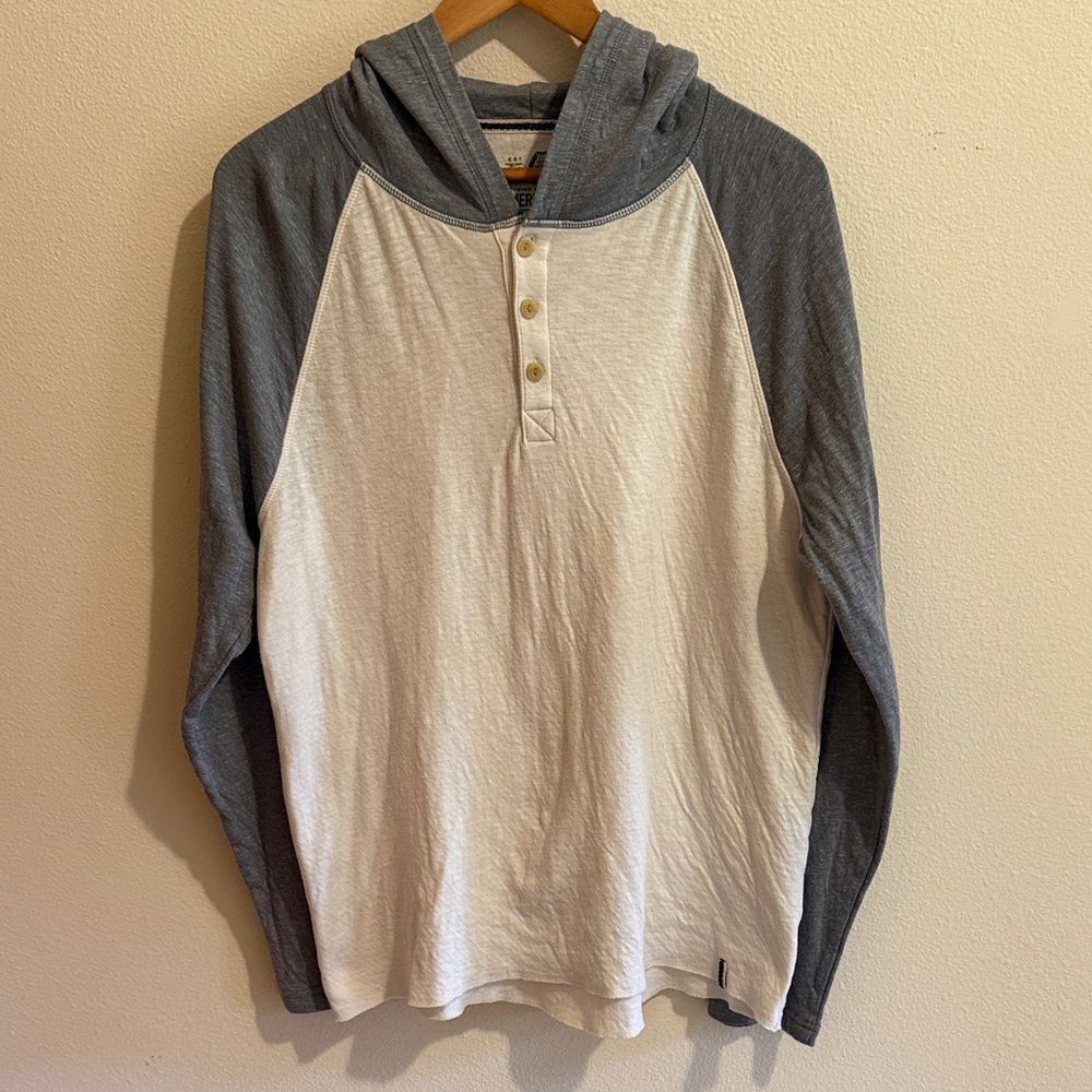 American Rag Men's Gray and White Hooded Shirt.